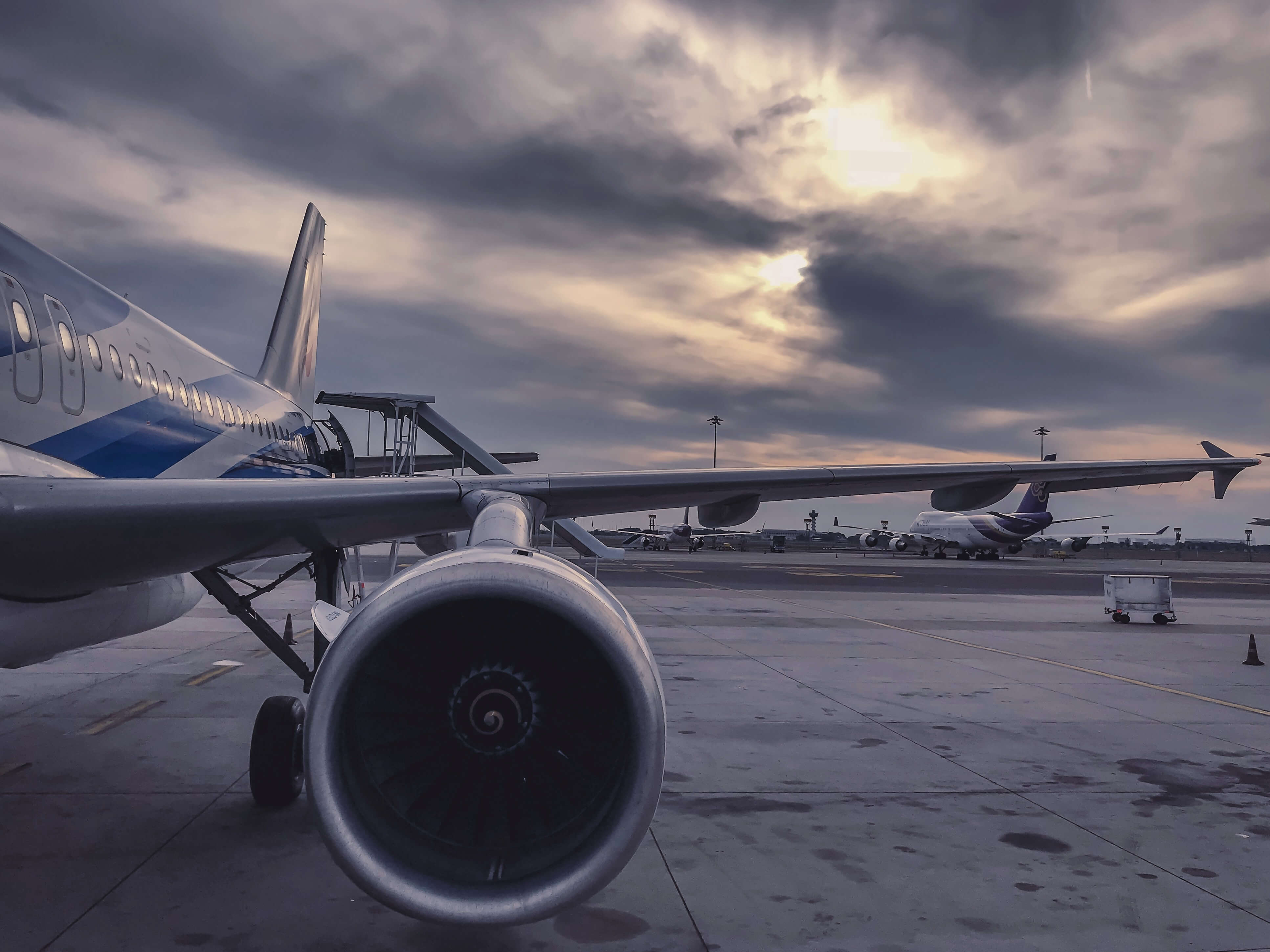 Avión volando